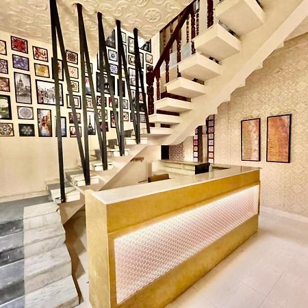 Shelton Hotel Mardan Esterno foto