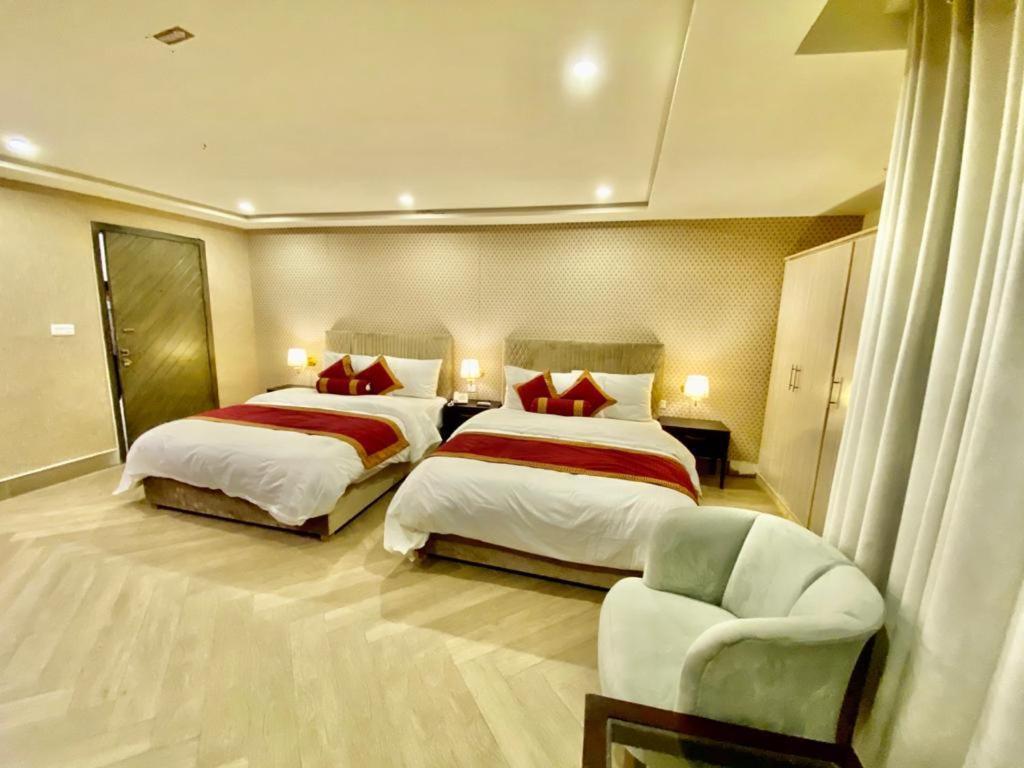 Shelton Hotel Mardan Esterno foto