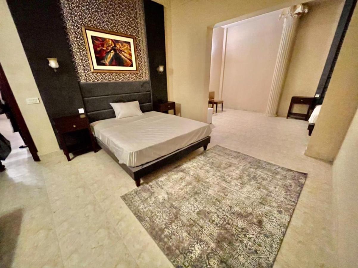 Shelton Hotel Mardan Esterno foto