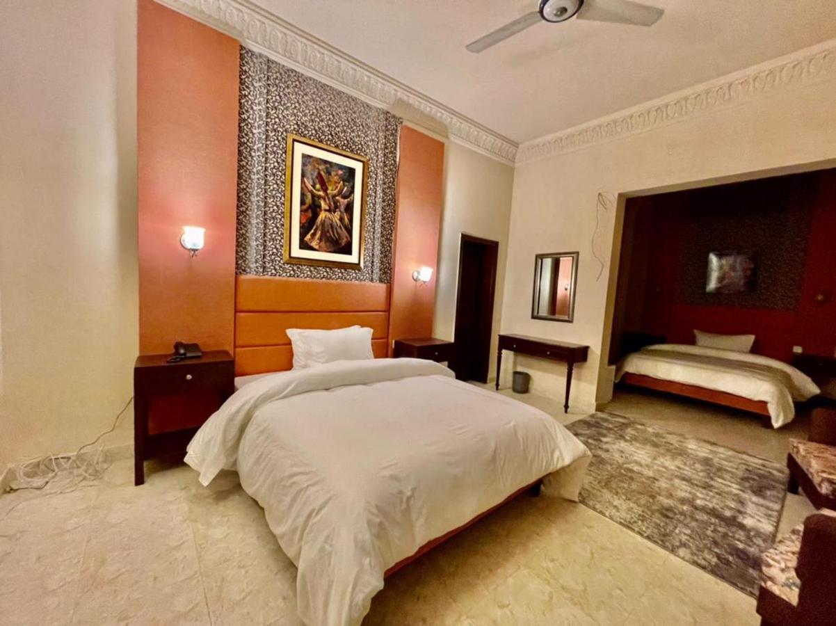 Shelton Hotel Mardan Esterno foto